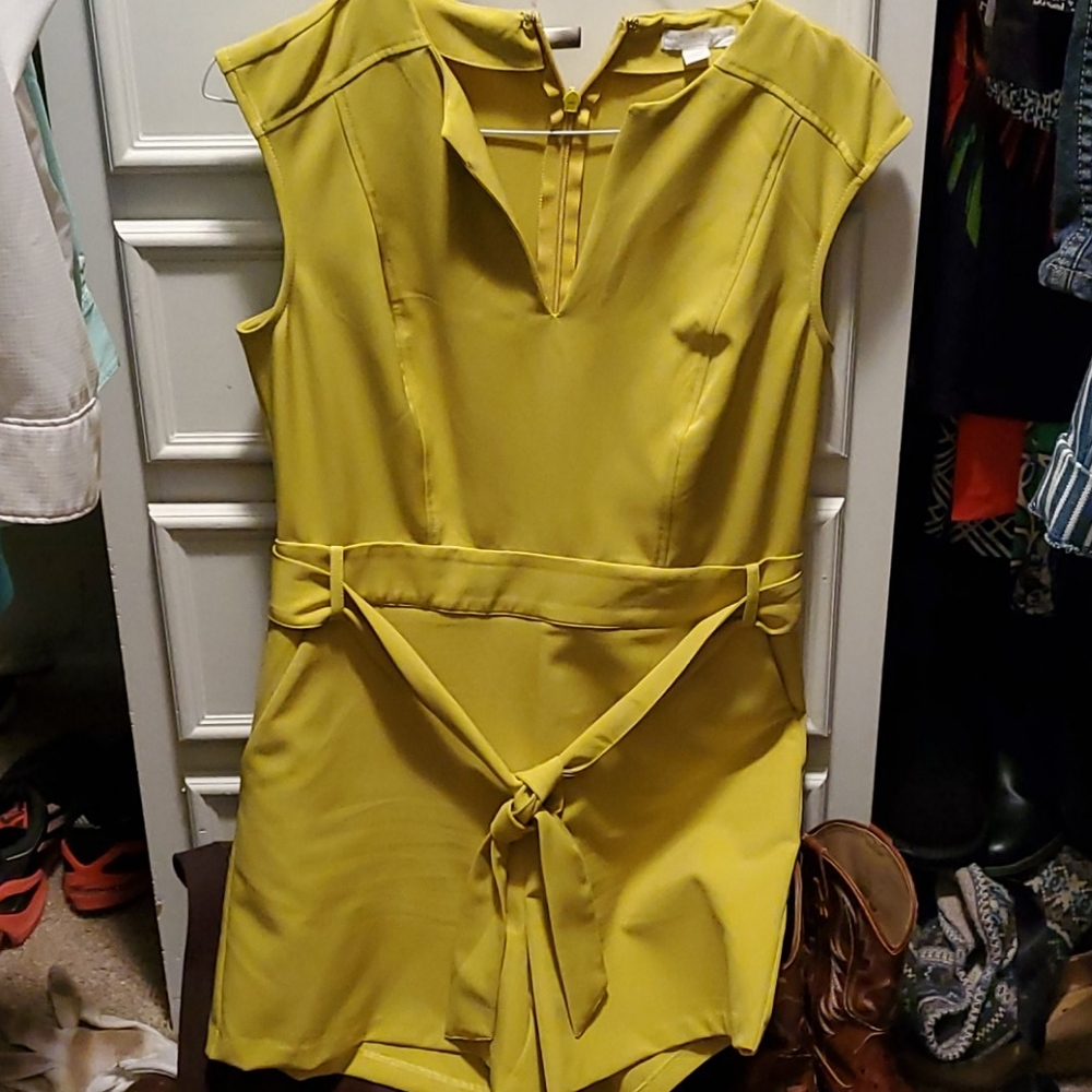 Romper - Picture 2 of 4